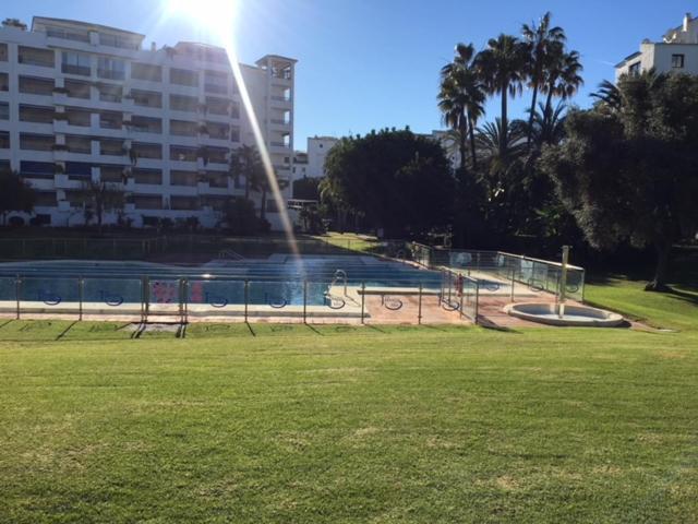 Large And Elegant In Puerto Banus With Pools And Paddle Apartment Marbella Ngoại thất bức ảnh